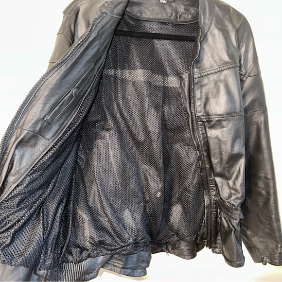BARNEYS LEATHER. plus size motorcycle leather jacket w/ removable lining - Picture 3 of 10